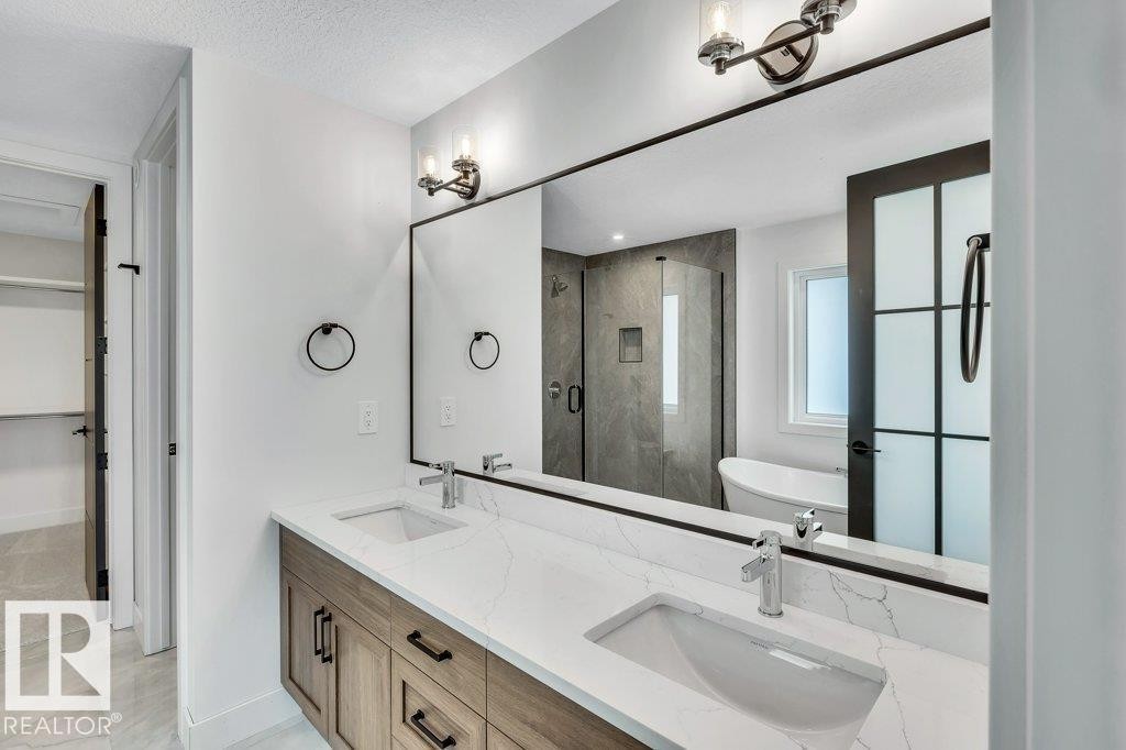 












19 Norwyck WY

,
Spruce Grove,




Alberta
T7X3G5

