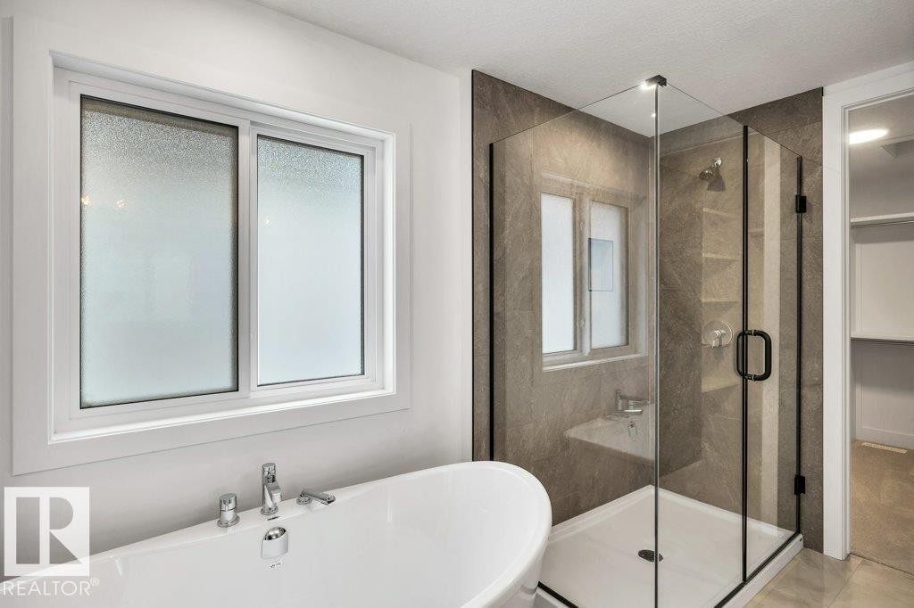 












19 Norwyck WY

,
Spruce Grove,




Alberta
T7X3G5

