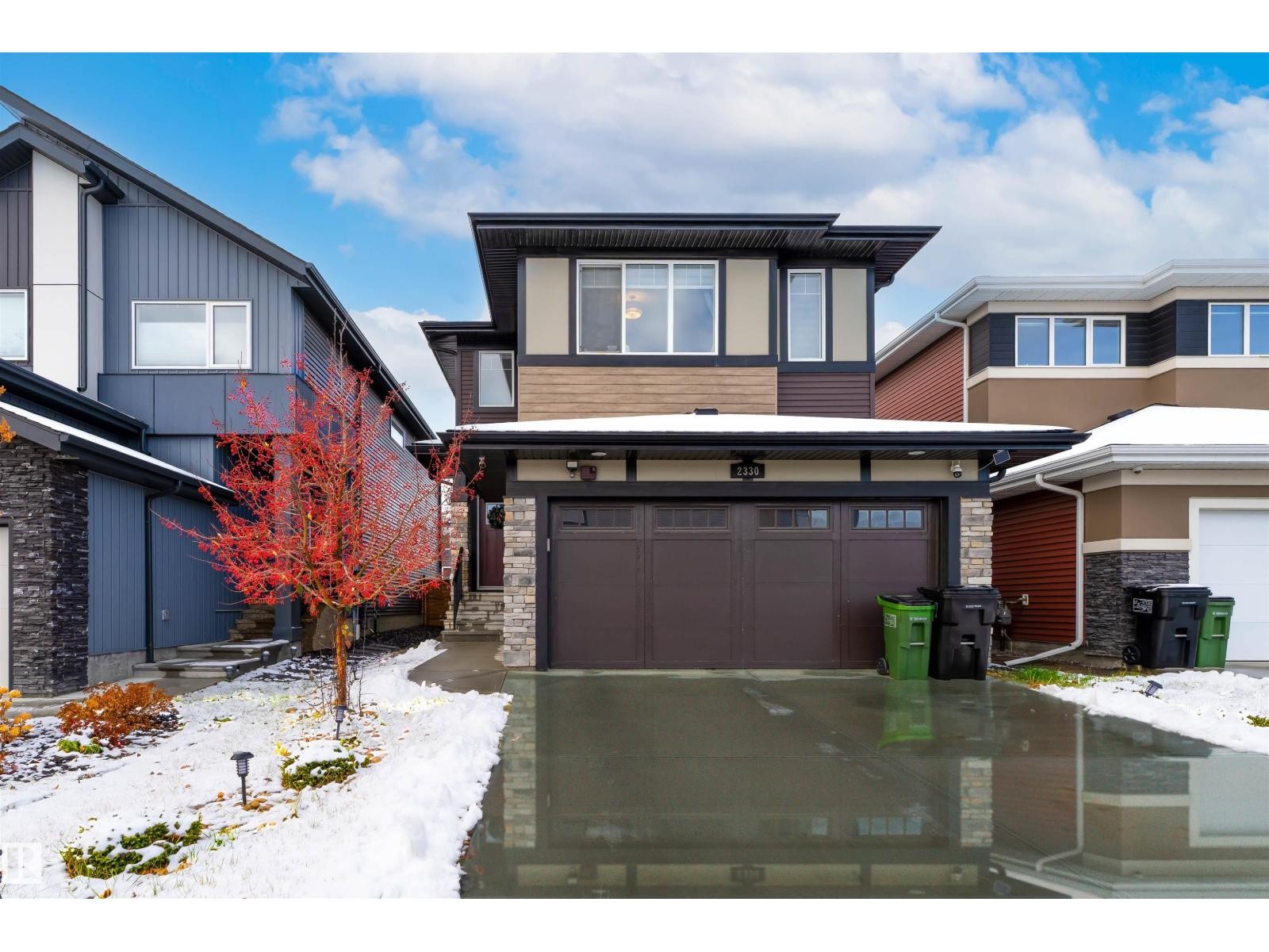 












2330 KELLY CI SW

,
Edmonton,




Alberta
T6W4K2

