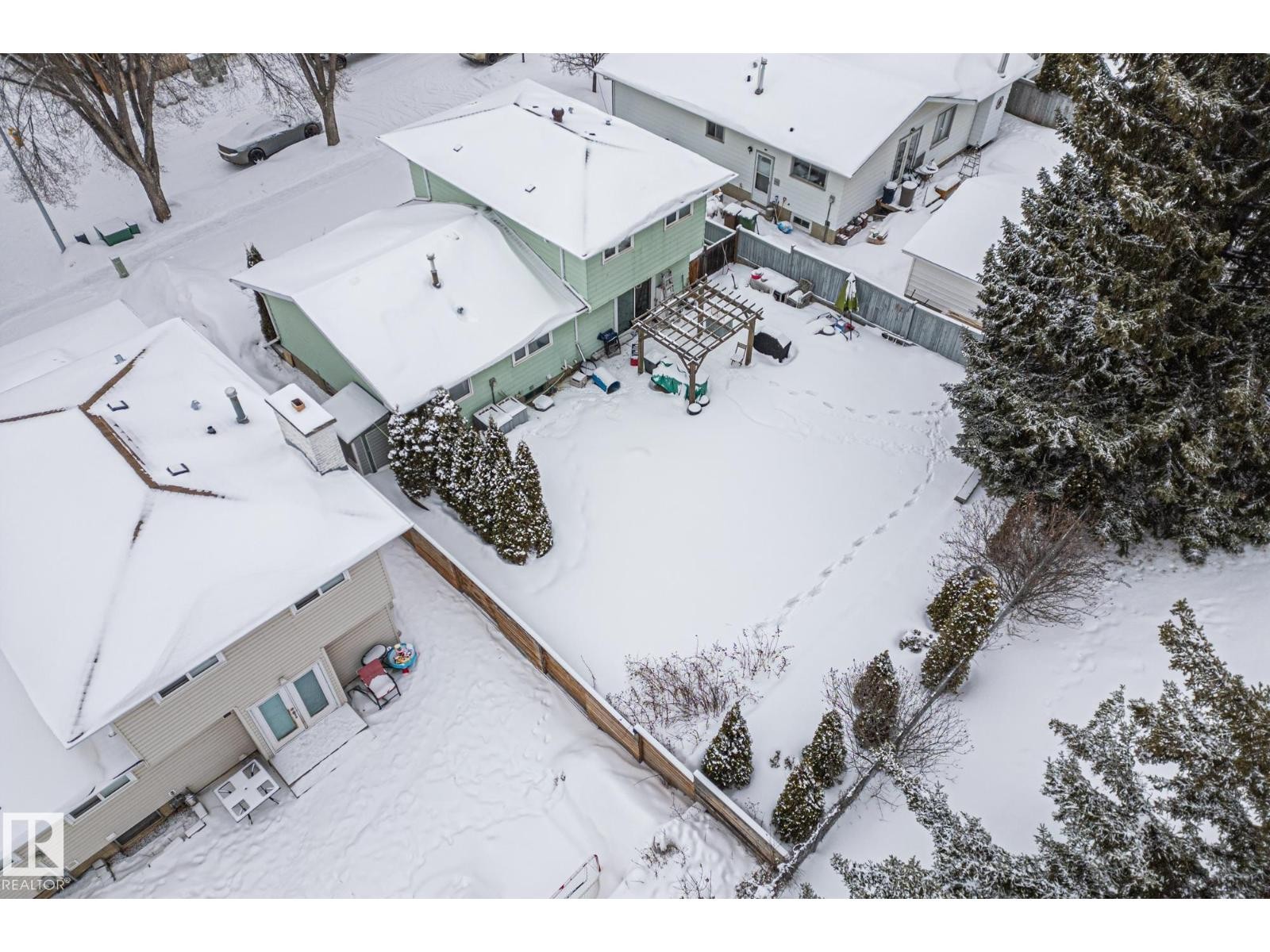 












25 BROADVIEW CR

,
St. Albert,




Alberta
T8N0B1

