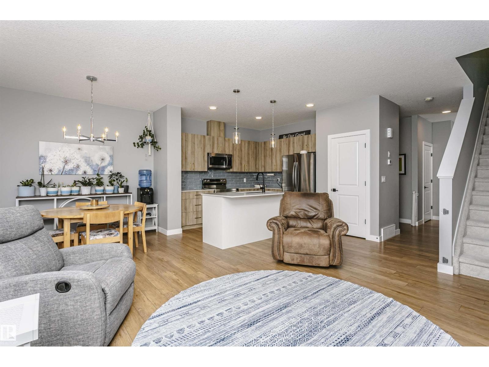 












354 GENESIS VI

,
Stony Plain,




Alberta
T7Z0J6

