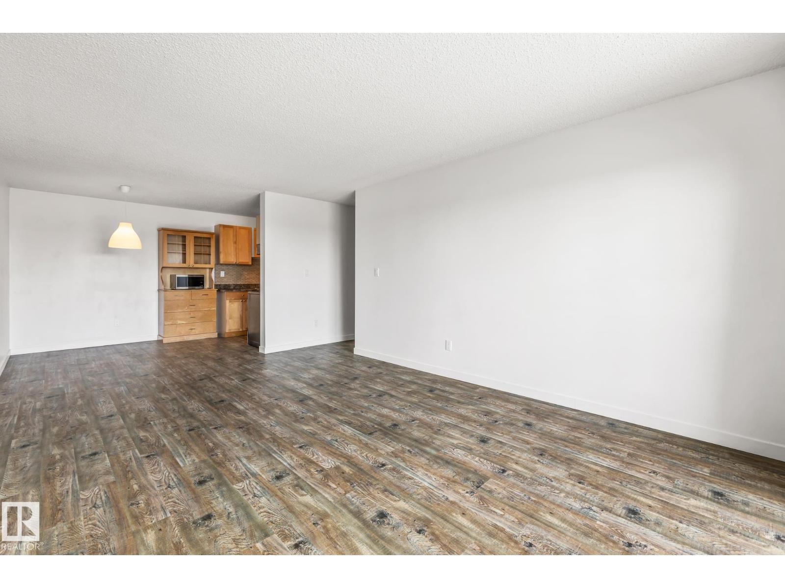 












#403 57 BROWN ST

,
Stony Plain,




Alberta
T7Z1P3

