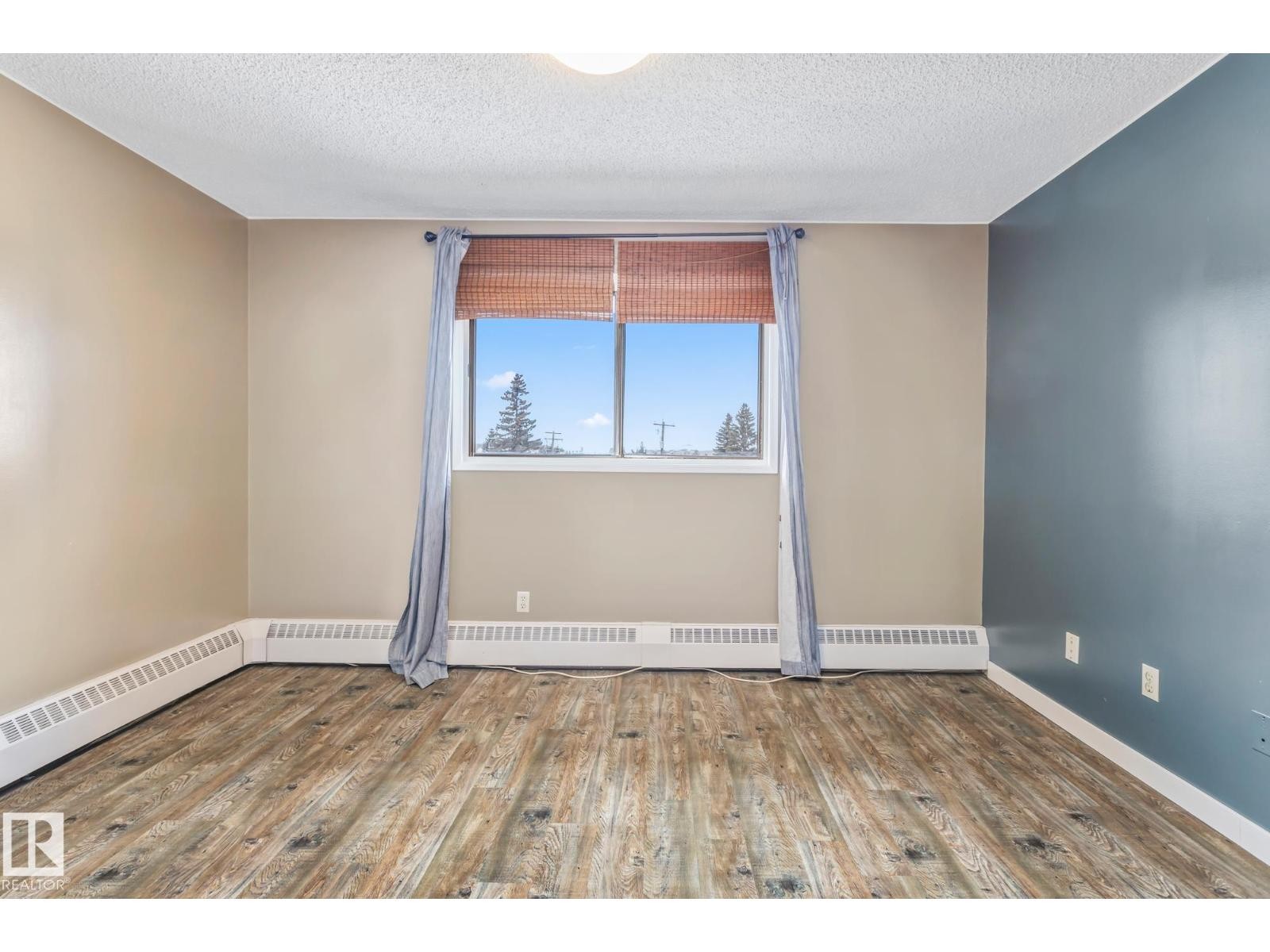 












#403 57 BROWN ST

,
Stony Plain,




Alberta
T7Z1P3

