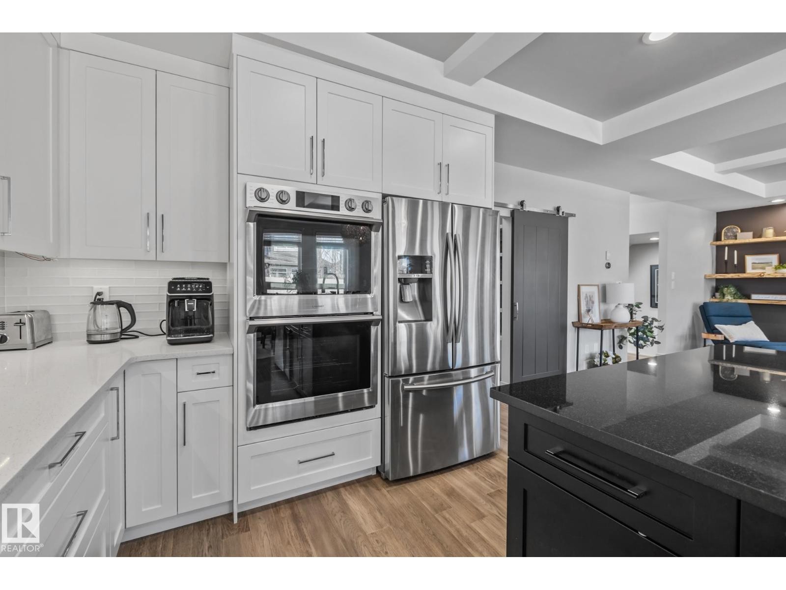 












25 ENCHANTED WAY

,
St. Albert,




Alberta
T8N7R5

