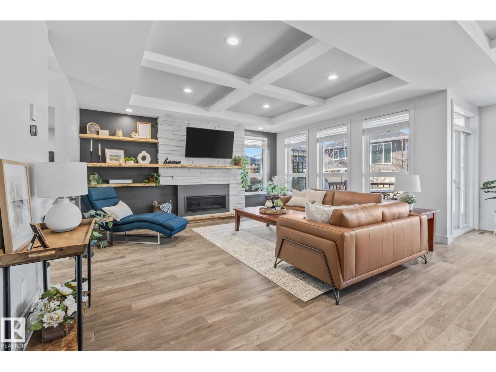 












25 ENCHANTED WAY

,
St. Albert,




Alberta
T8N7R5

