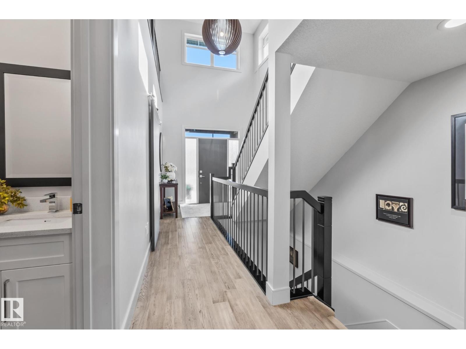 












25 ENCHANTED WAY

,
St. Albert,




Alberta
T8N7R5

