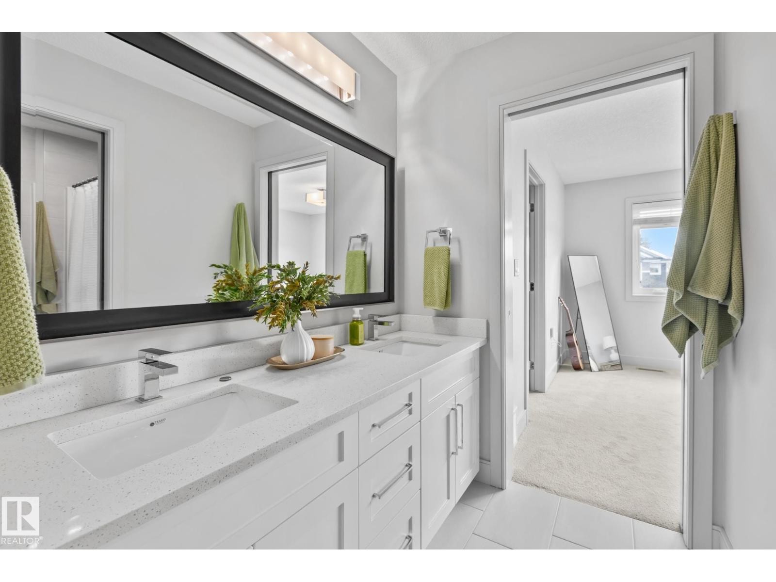 












25 ENCHANTED WAY

,
St. Albert,




Alberta
T8N7R5

