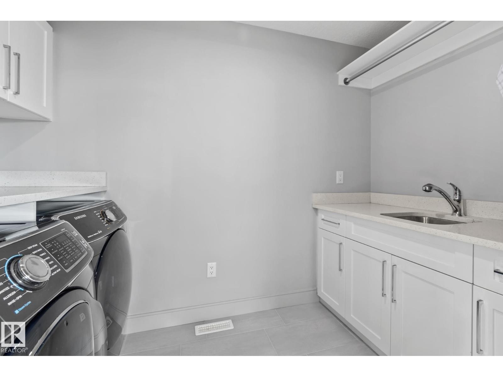 












25 ENCHANTED WAY

,
St. Albert,




Alberta
T8N7R5

