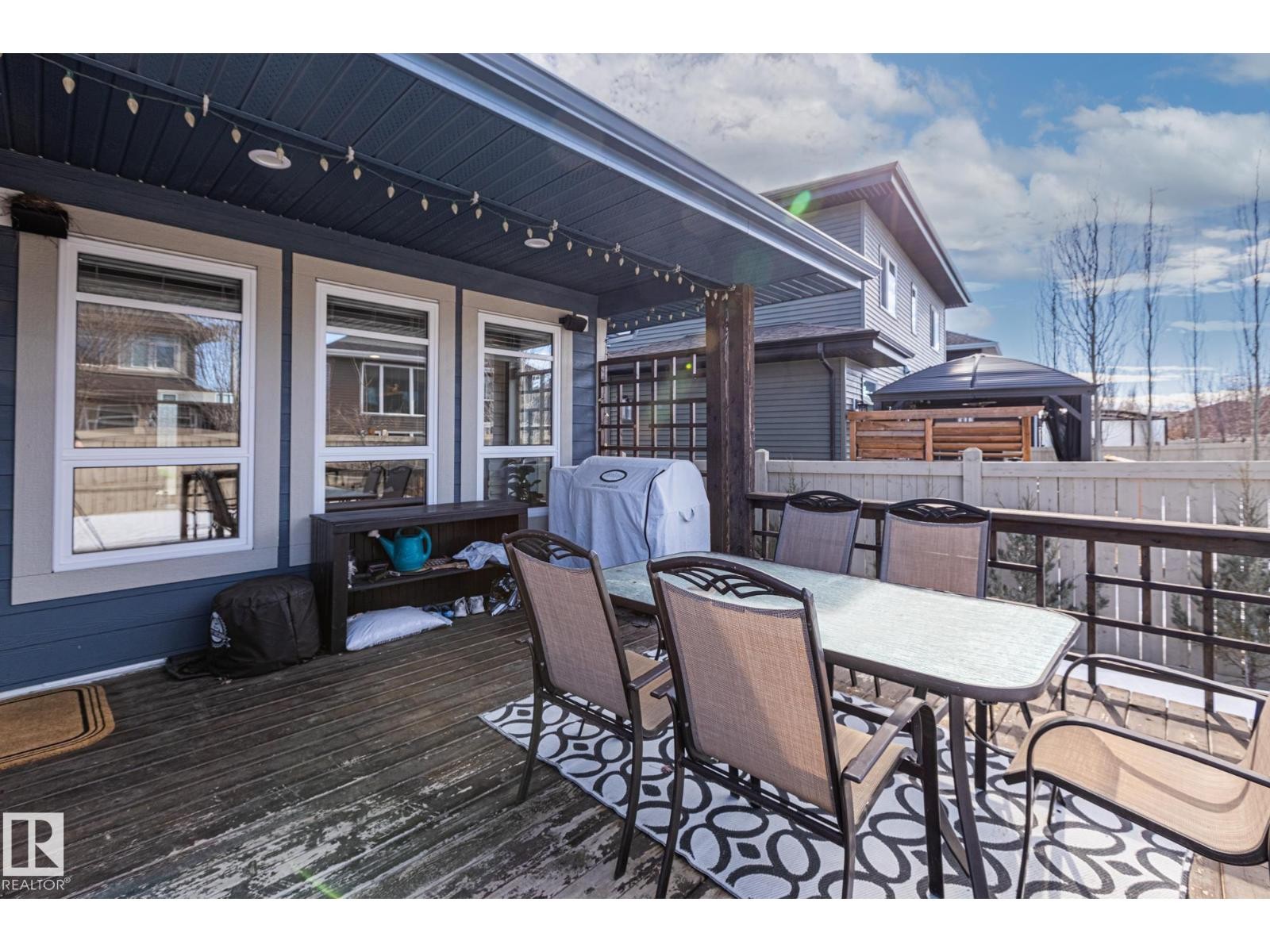 












25 ENCHANTED WAY

,
St. Albert,




Alberta
T8N7R5

