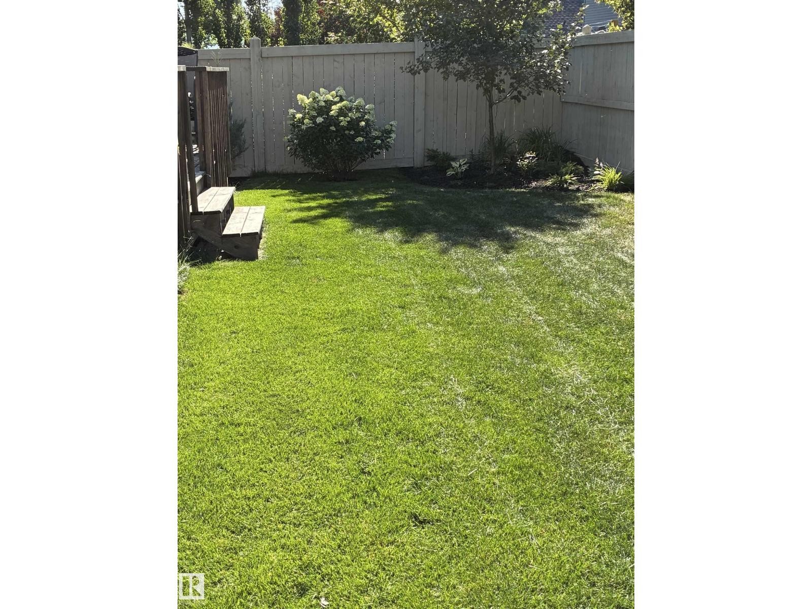 












25 ENCHANTED WAY

,
St. Albert,




Alberta
T8N7R5

