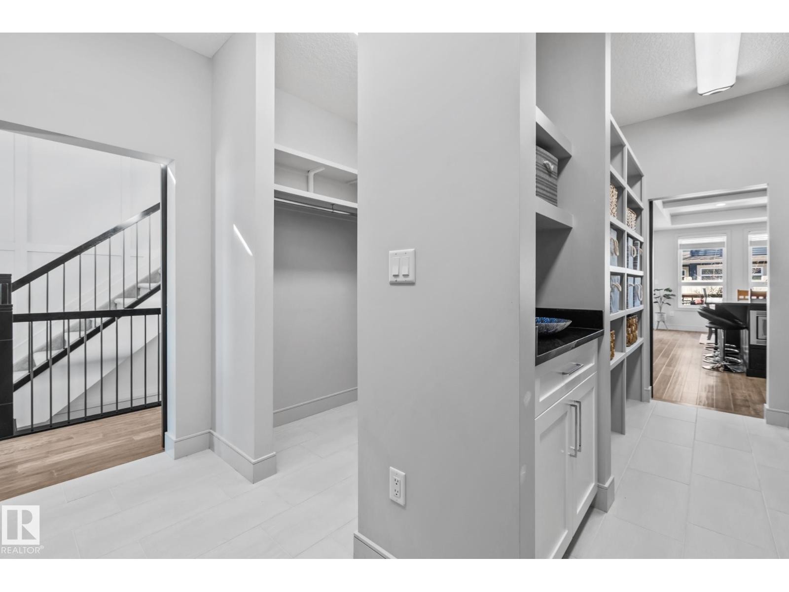 












25 ENCHANTED WAY

,
St. Albert,




Alberta
T8N7R5

