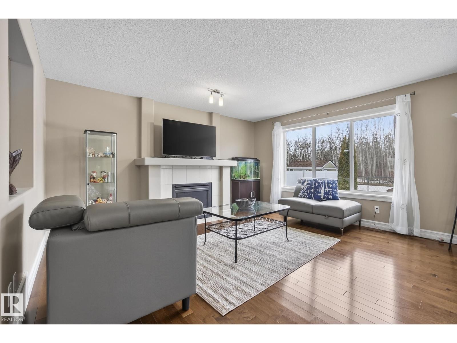 












12152 172 AV NW

,
Edmonton,




Alberta
T5X0H3

