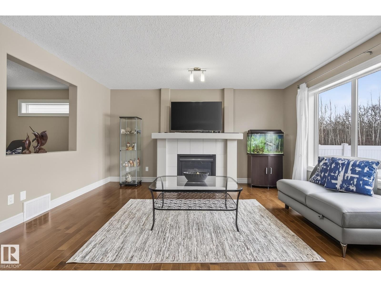 












12152 172 AV NW

,
Edmonton,




Alberta
T5X0H3

