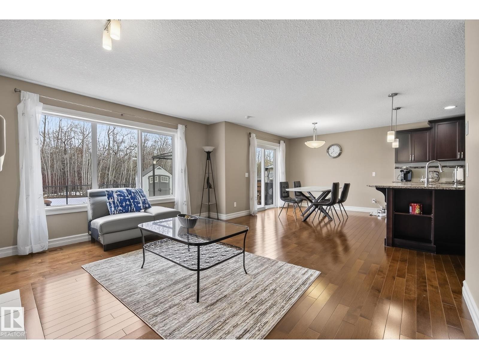 












12152 172 AV NW

,
Edmonton,




Alberta
T5X0H3

