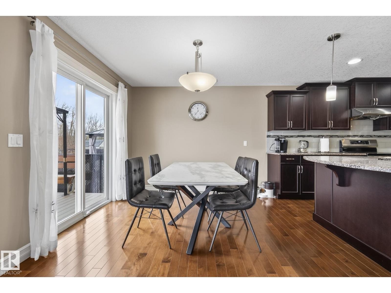 












12152 172 AV NW

,
Edmonton,




Alberta
T5X0H3

