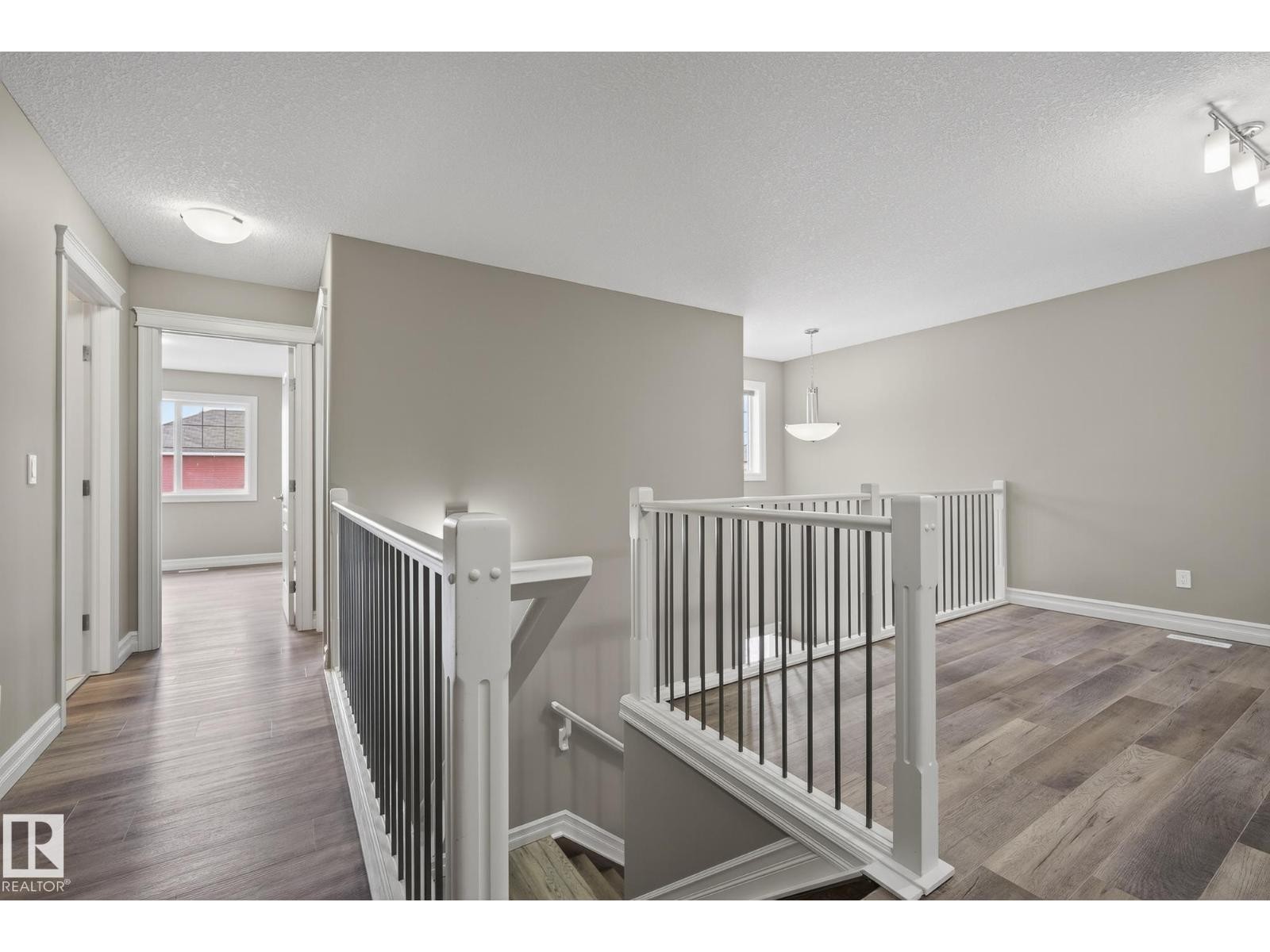 












12152 172 AV NW

,
Edmonton,




Alberta
T5X0H3

