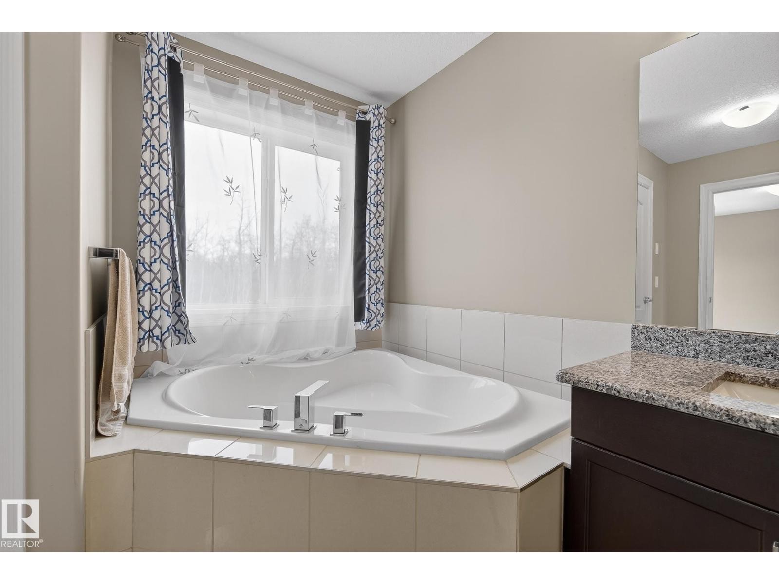 












12152 172 AV NW

,
Edmonton,




Alberta
T5X0H3

