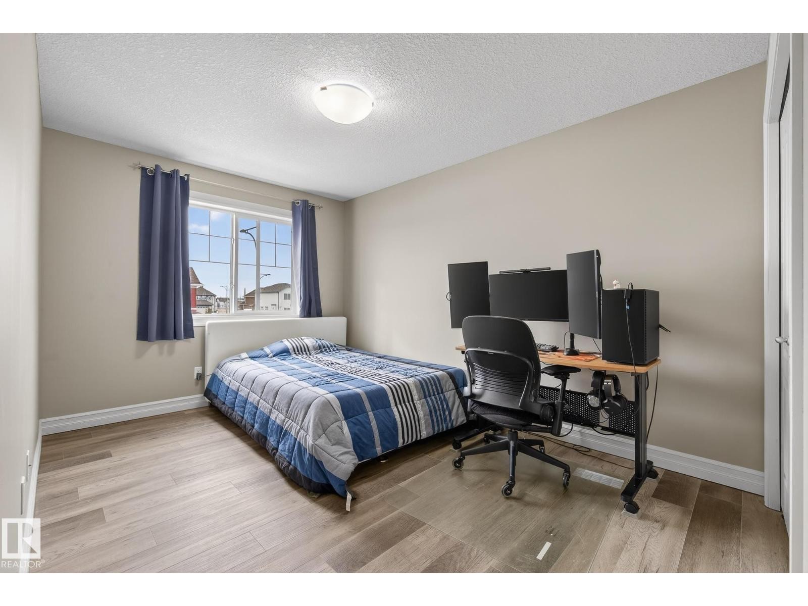 












12152 172 AV NW

,
Edmonton,




Alberta
T5X0H3

