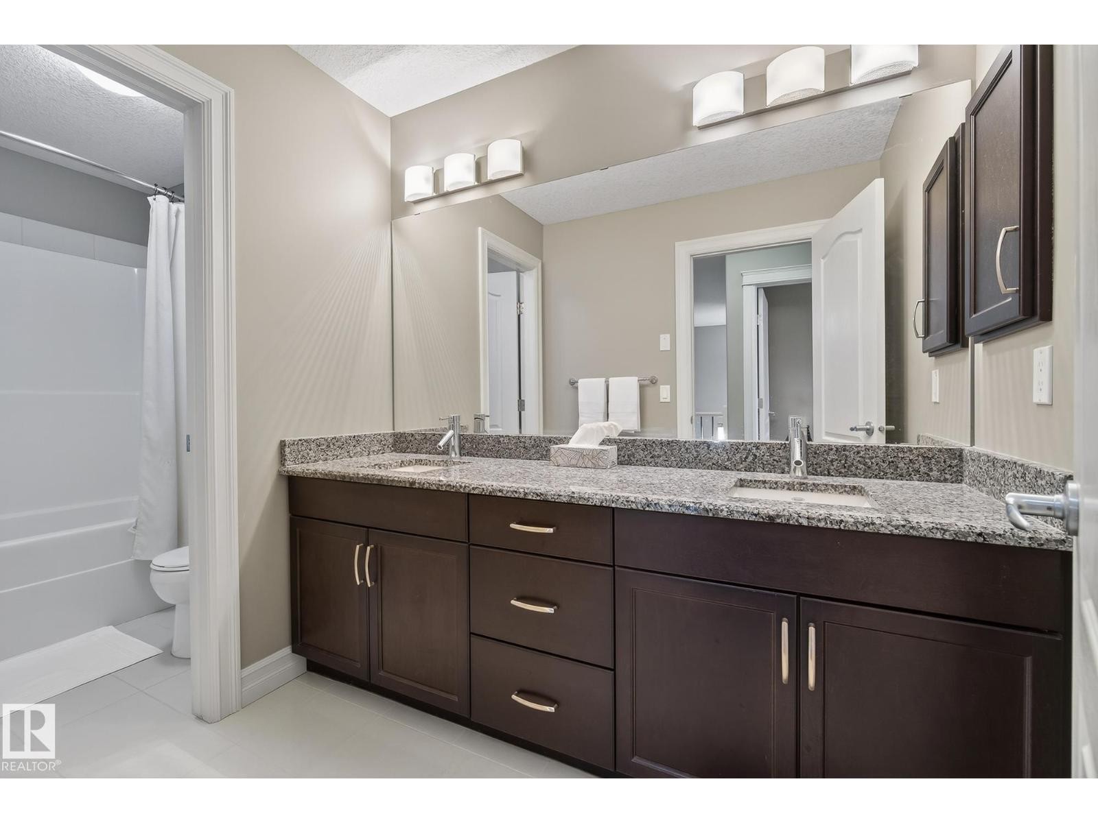 












12152 172 AV NW

,
Edmonton,




Alberta
T5X0H3

