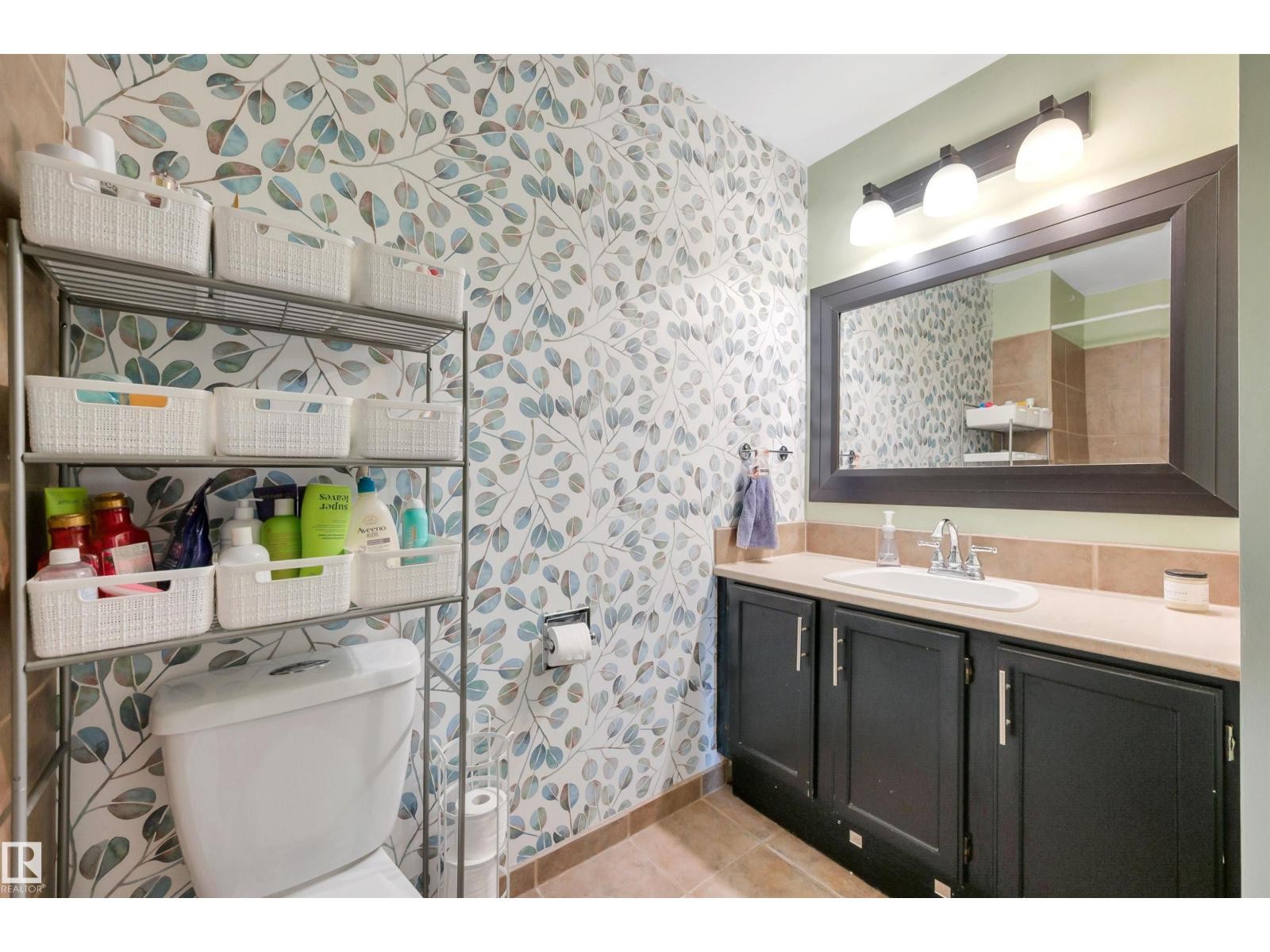 












34 WALDEN CR

,
St. Albert,




Alberta
T8N3V2

