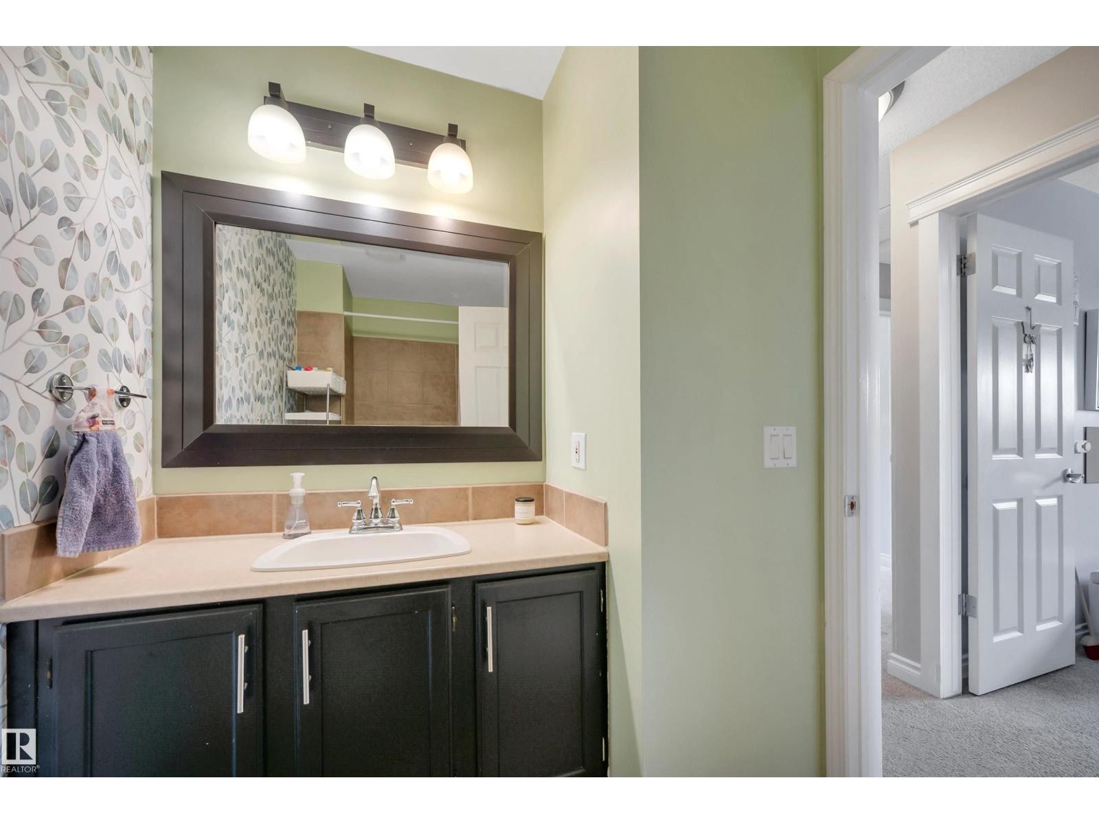 












34 WALDEN CR

,
St. Albert,




Alberta
T8N3V2

