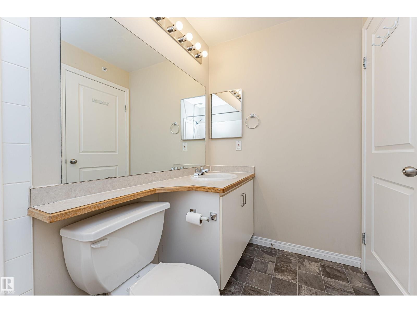 












#524 10535 122 ST NW

,
Edmonton,




Alberta
T5N4B7


