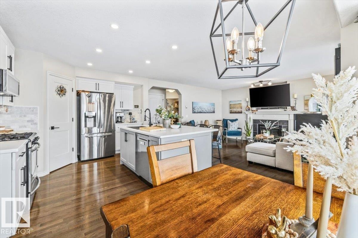 












50 NAPOLEON CR

,
St. Albert,




Alberta
T8N1C8

