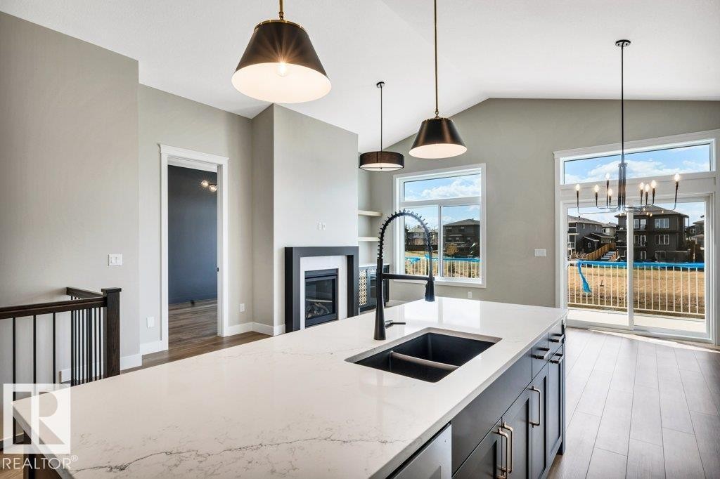 












15 Norwyck WY

,
Spruce Grove,




Alberta
T7X3G5

