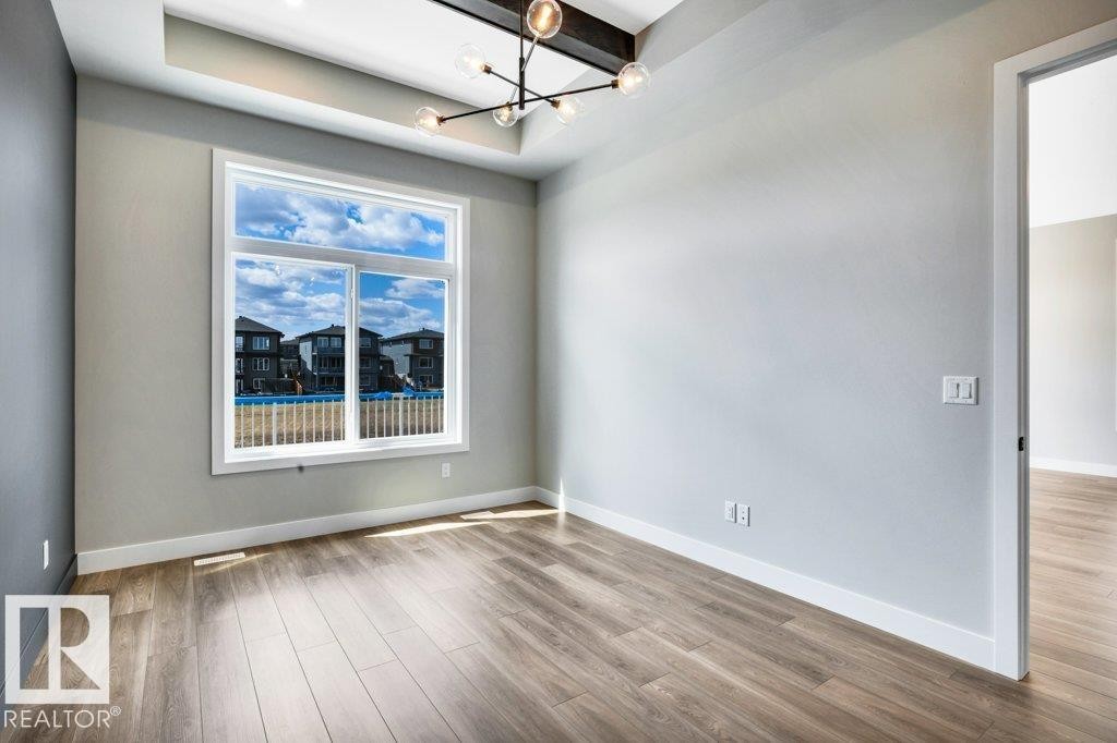 












15 Norwyck WY

,
Spruce Grove,




Alberta
T7X3G5

