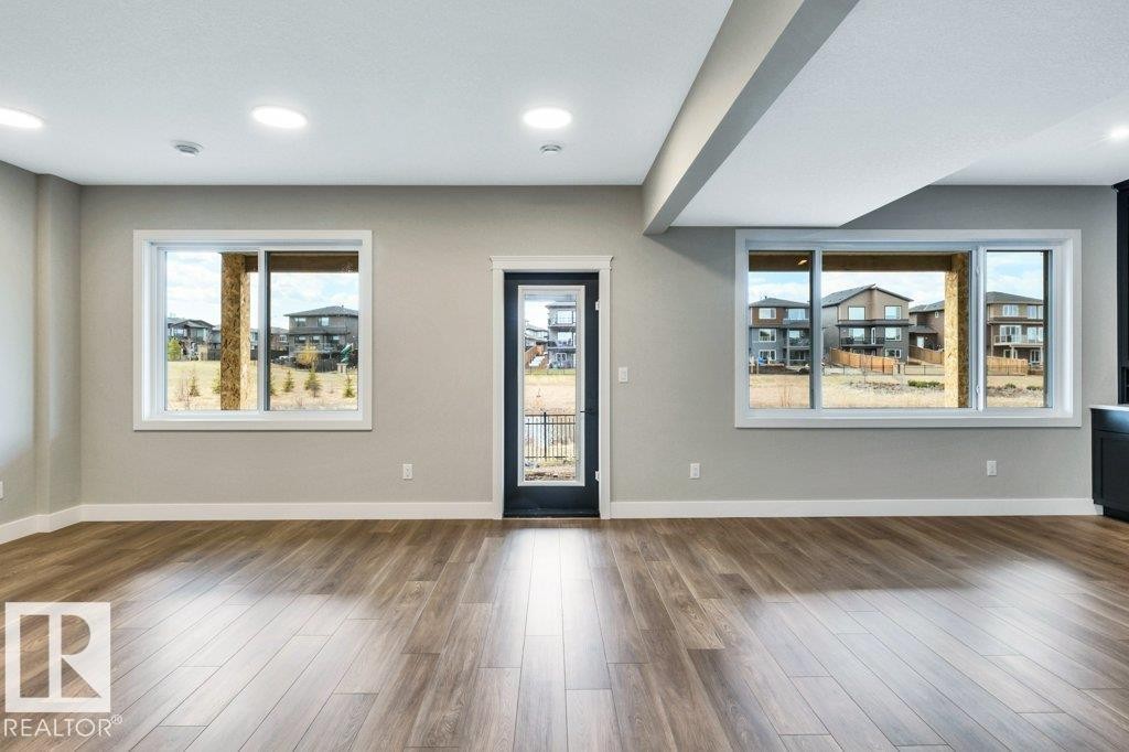












15 Norwyck WY

,
Spruce Grove,




Alberta
T7X3G5

