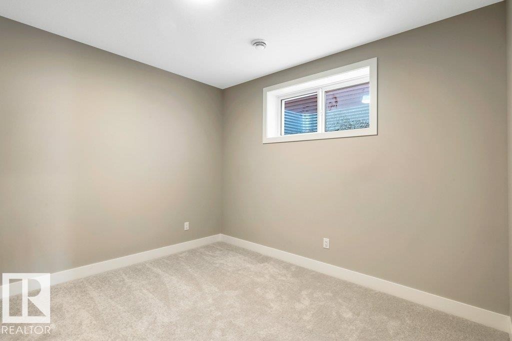 












15 Norwyck WY

,
Spruce Grove,




Alberta
T7X3G5

