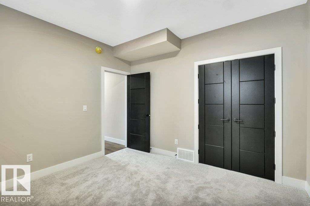 












15 Norwyck WY

,
Spruce Grove,




Alberta
T7X3G5

