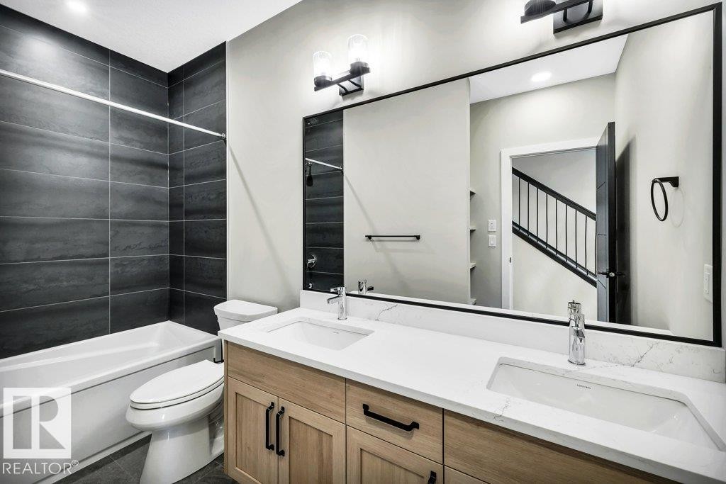 












15 Norwyck WY

,
Spruce Grove,




Alberta
T7X3G5

