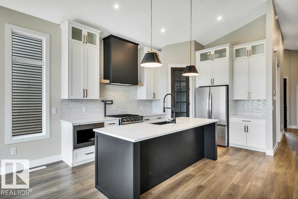 












15 Norwyck WY

,
Spruce Grove,




Alberta
T7X3G5

