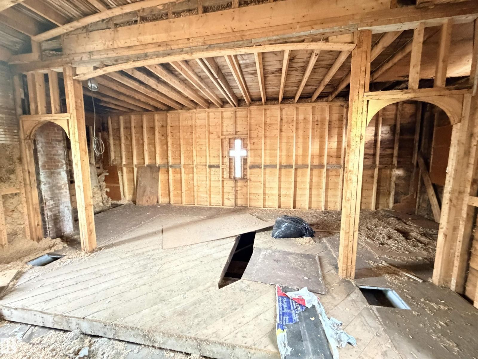 












5036 49 ST

,
Clyde,




Alberta
T0G0P0

