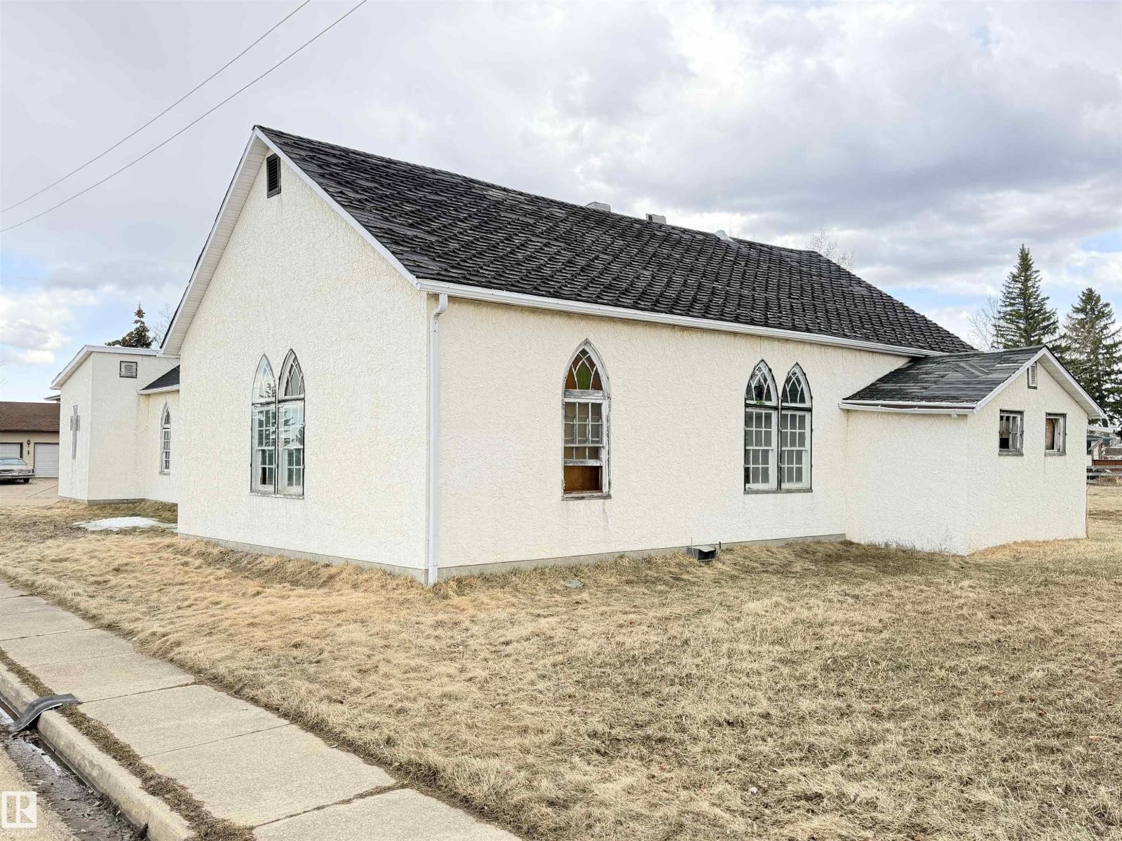 












5036 49 ST

,
Clyde,




Alberta
T0G0P0

