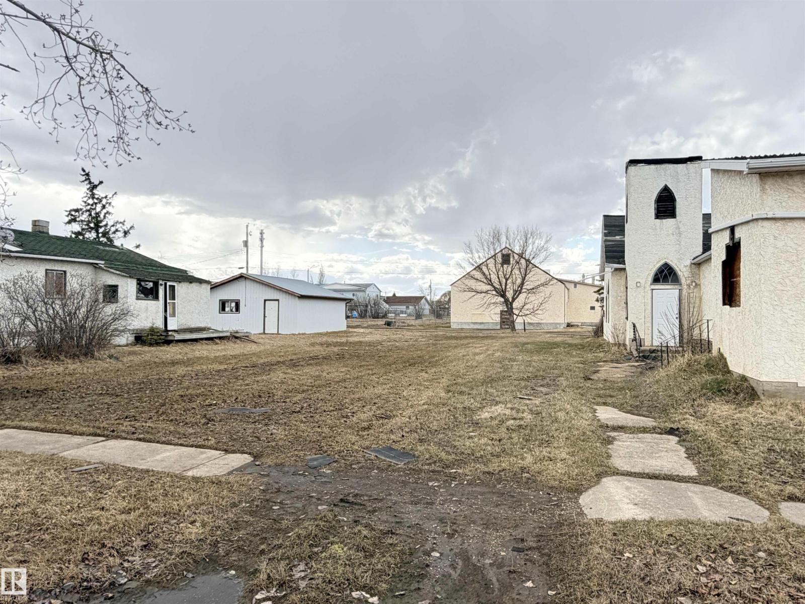 












5036 49 ST

,
Clyde,




Alberta
T0G0P0

