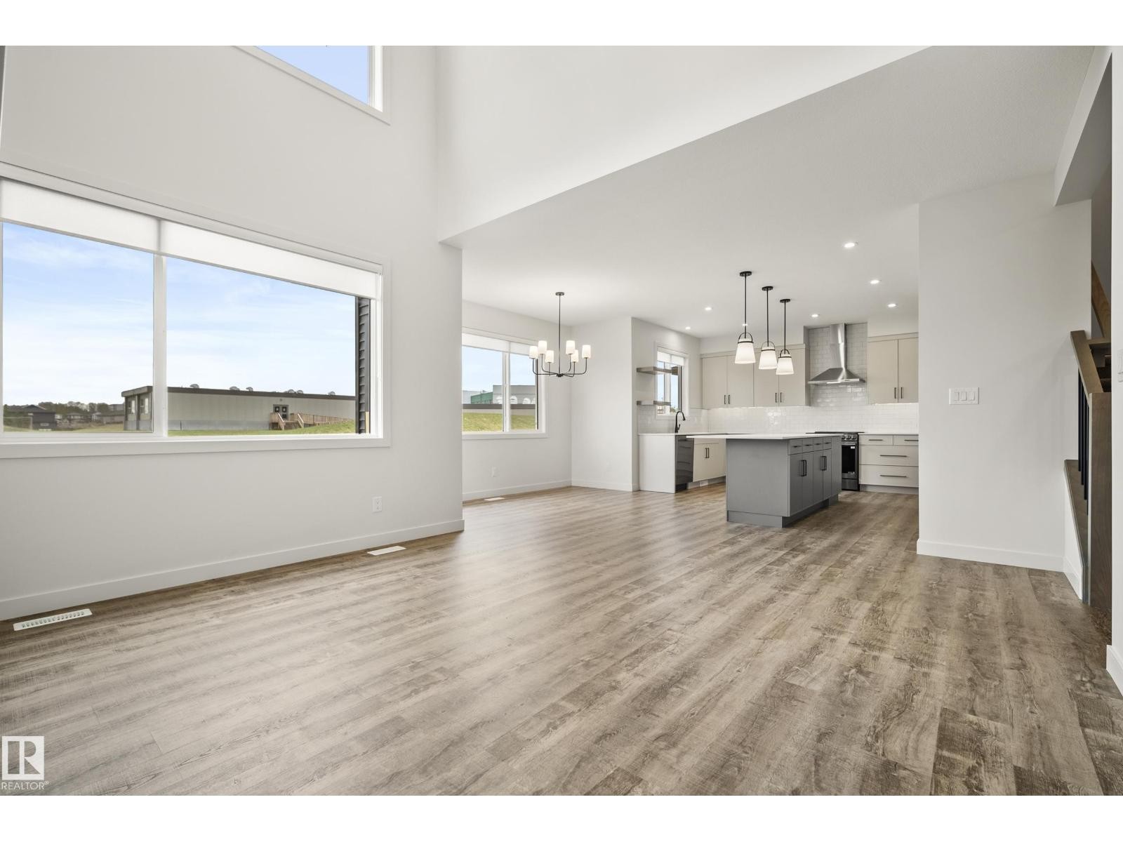












31 PRESCOTT CL

,
Spruce Grove,




Alberta
T7X0R3

