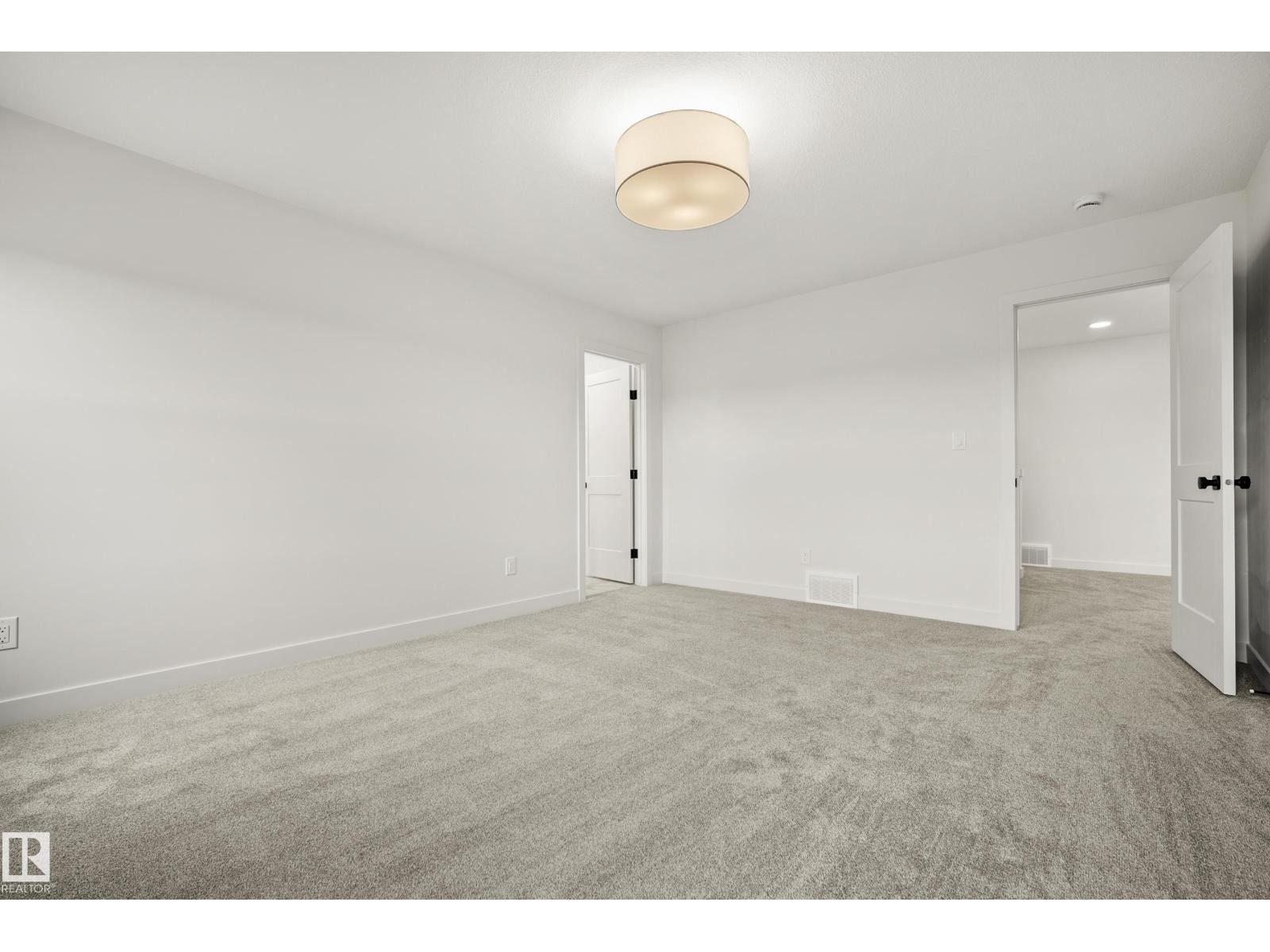 












31 PRESCOTT CL

,
Spruce Grove,




Alberta
T7X0R3

