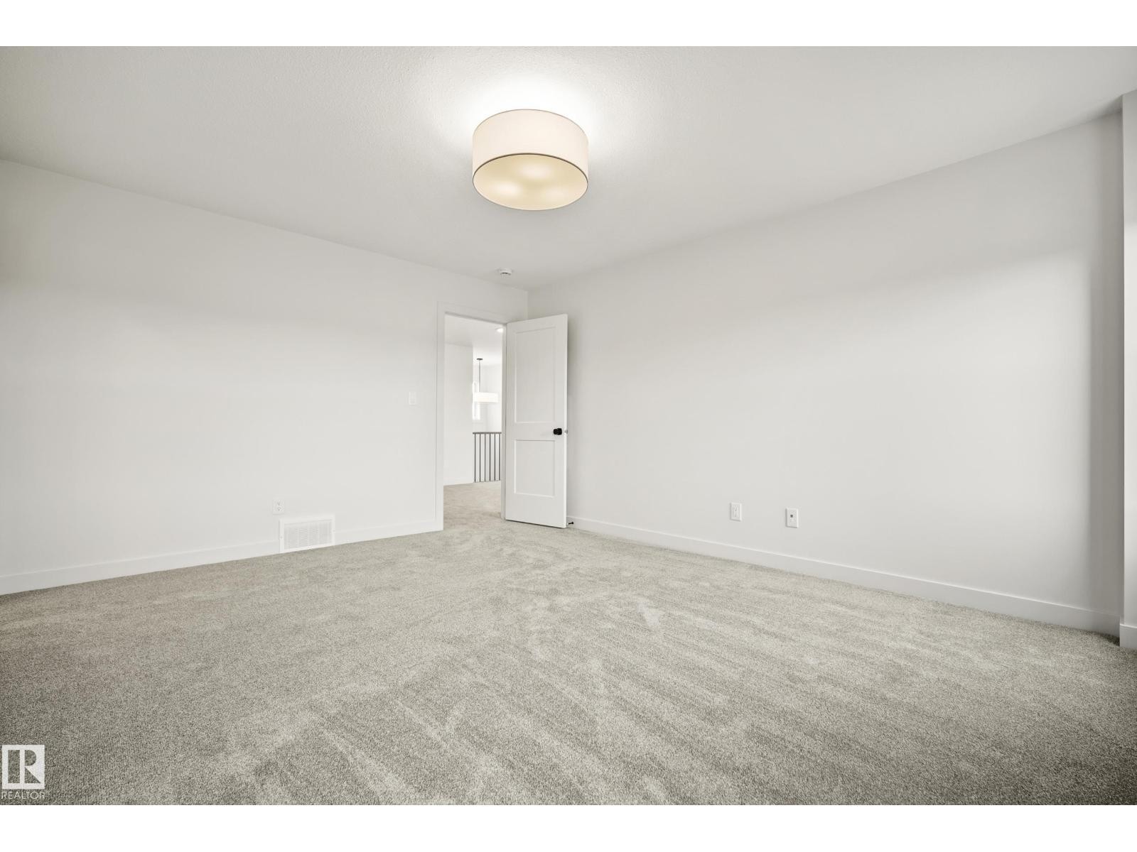 












31 PRESCOTT CL

,
Spruce Grove,




Alberta
T7X0R3

