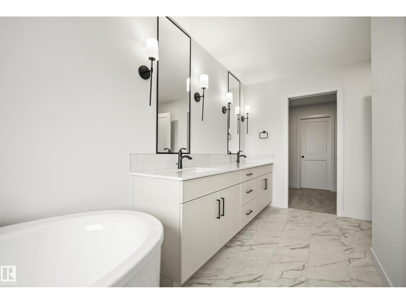 












31 PRESCOTT CL

,
Spruce Grove,




Alberta
T7X0R3

