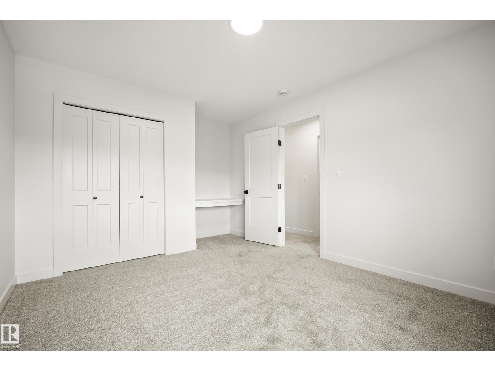 












31 PRESCOTT CL

,
Spruce Grove,




Alberta
T7X0R3

