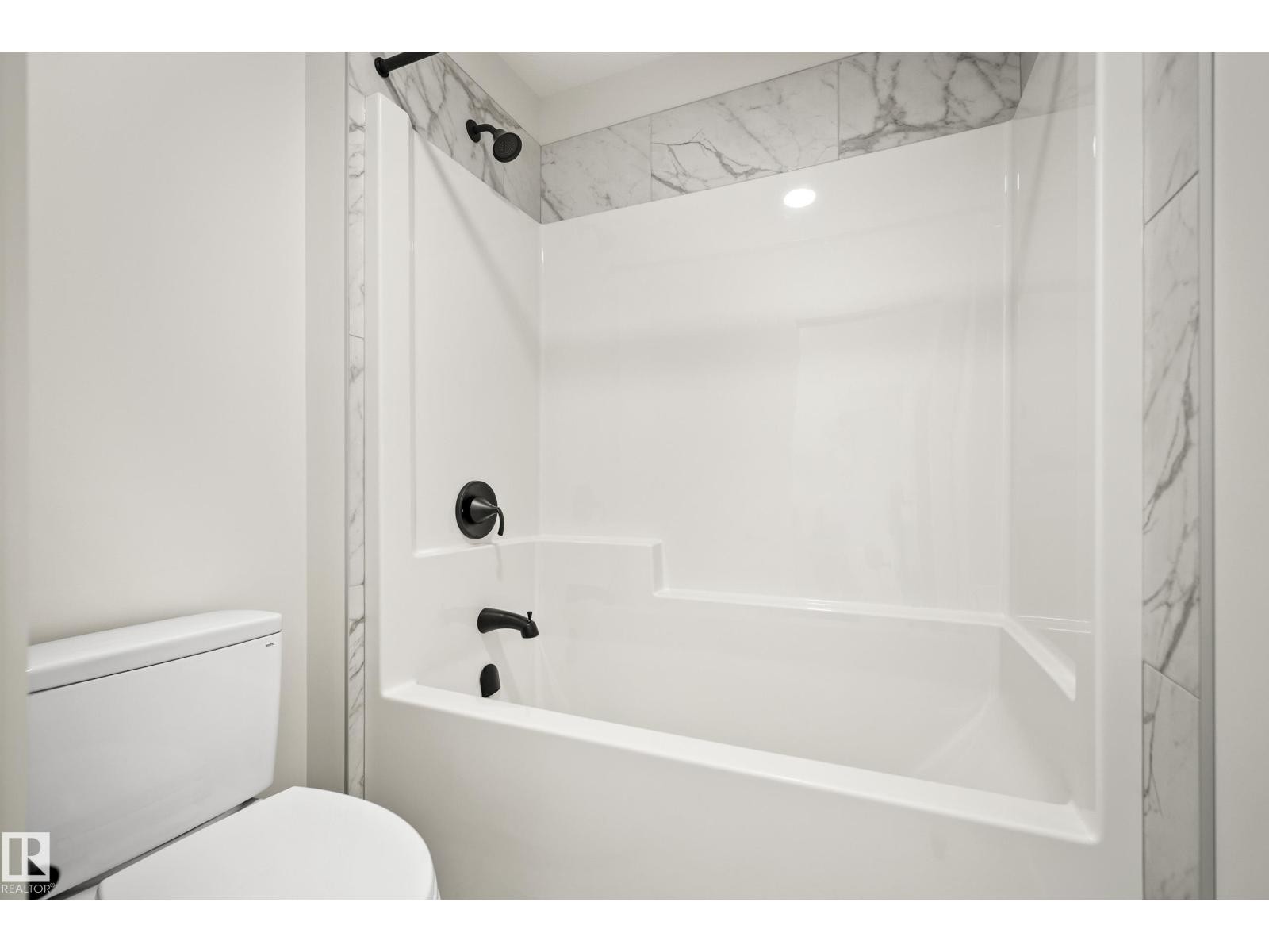 












31 PRESCOTT CL

,
Spruce Grove,




Alberta
T7X0R3


