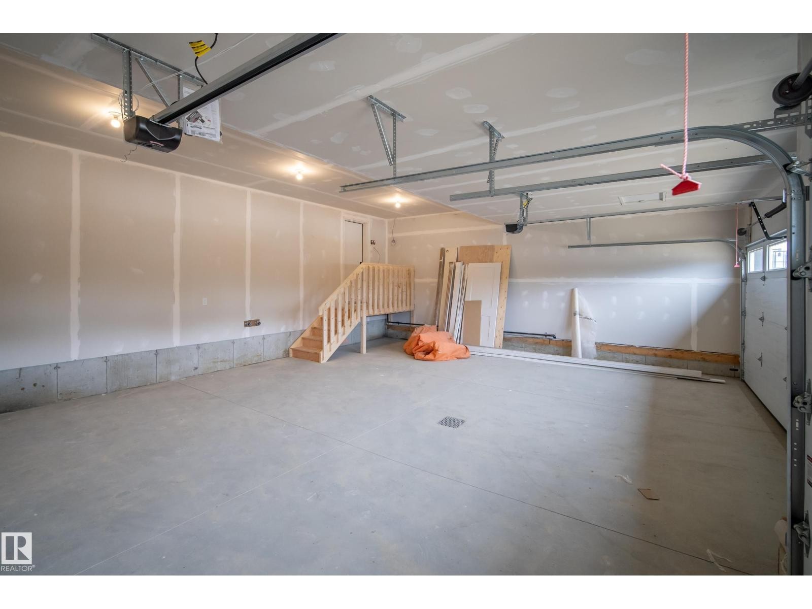 












31 PRESCOTT CL

,
Spruce Grove,




Alberta
T7X0R3

