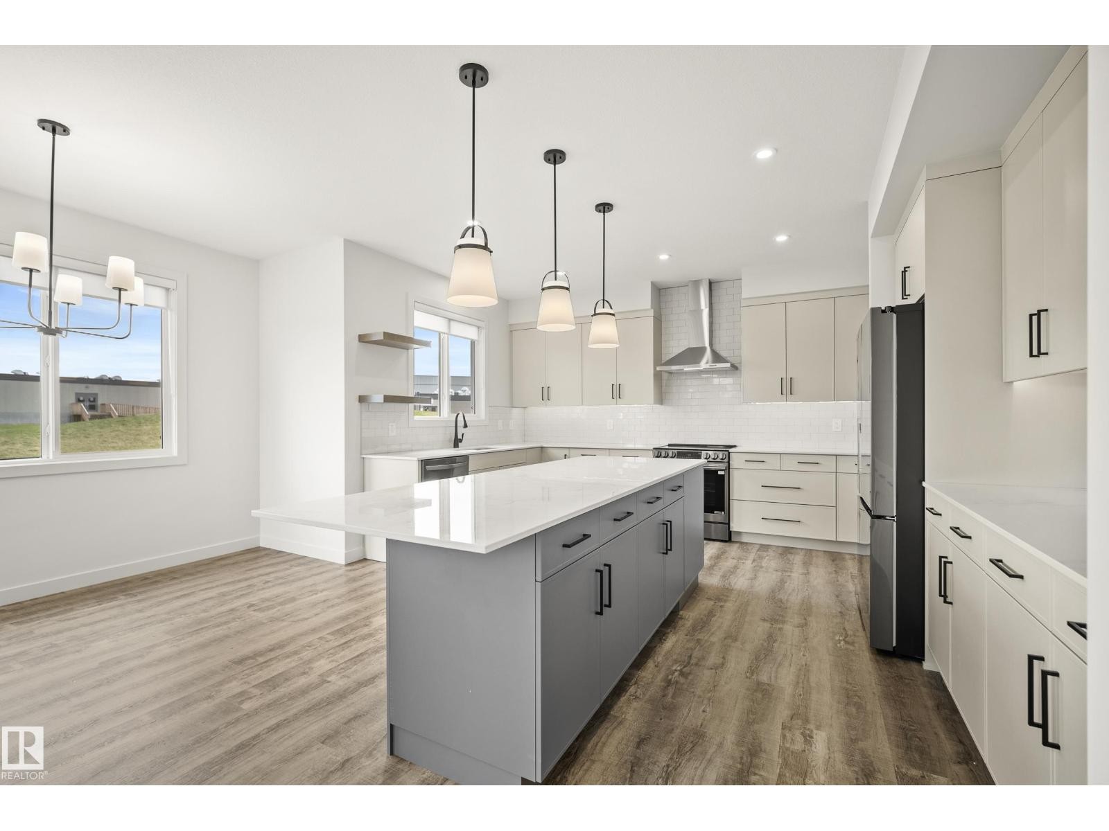 












31 PRESCOTT CL

,
Spruce Grove,




Alberta
T7X0R3

