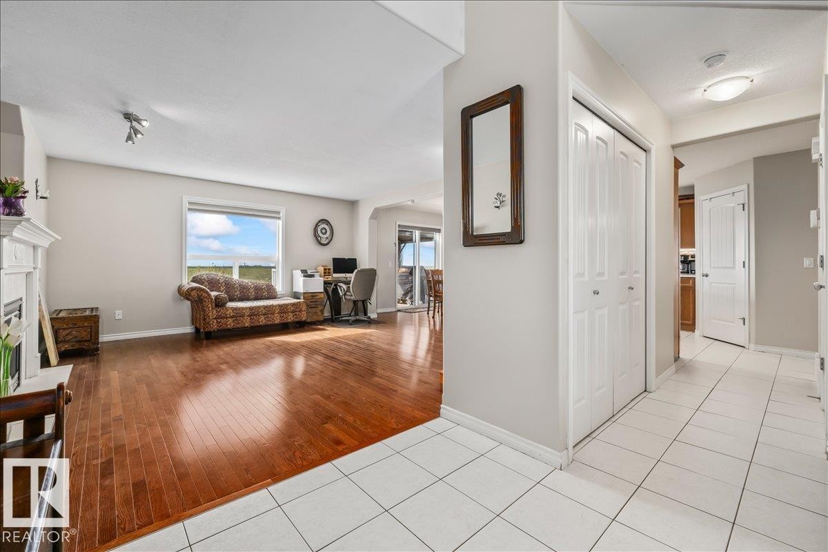 












76 NAPOLEON CR

,
St. Albert,




Alberta
T8N1C8

