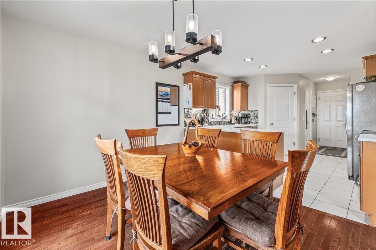 












76 NAPOLEON CR

,
St. Albert,




Alberta
T8N1C8

