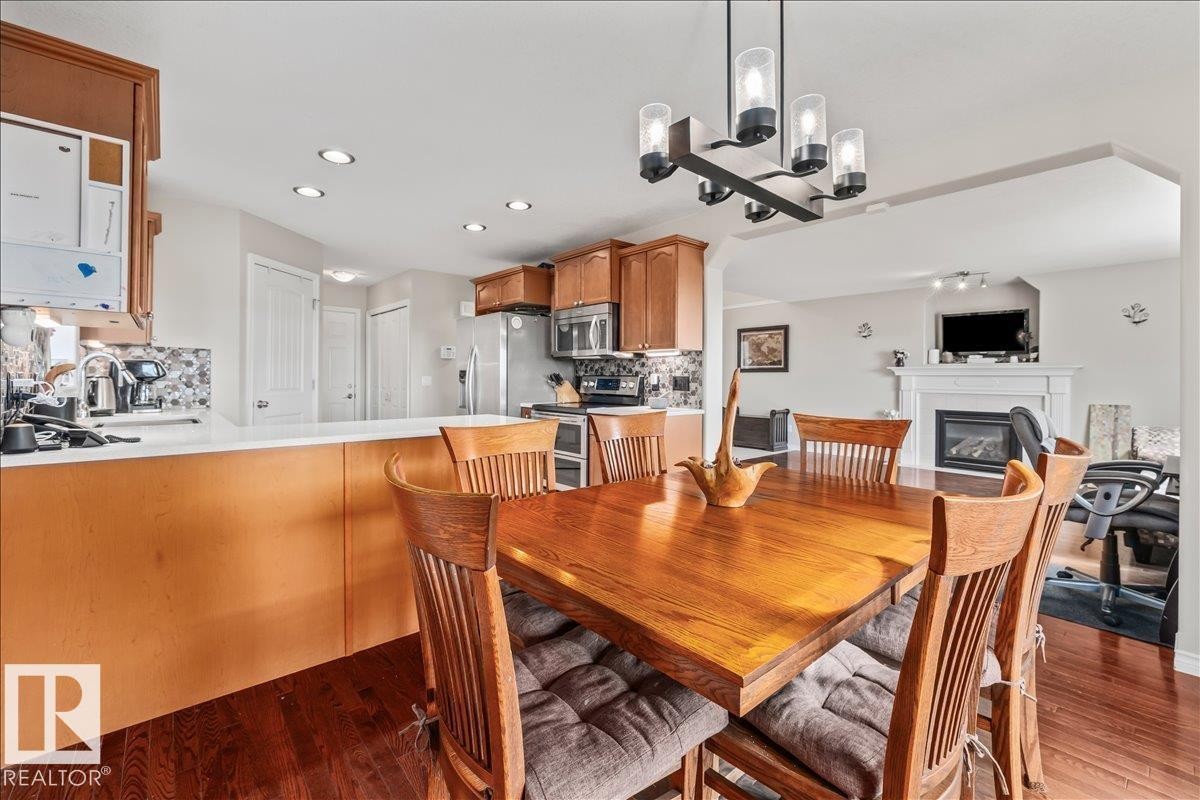 












76 NAPOLEON CR

,
St. Albert,




Alberta
T8N1C8

