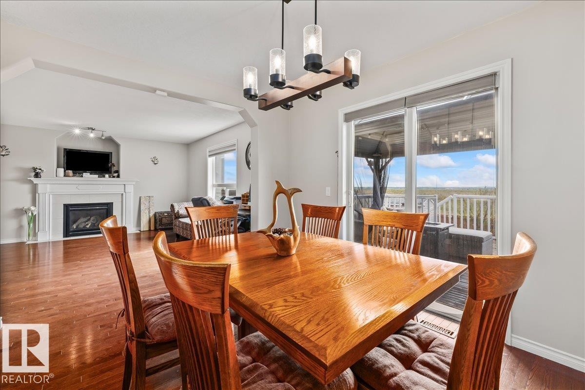 












76 NAPOLEON CR

,
St. Albert,




Alberta
T8N1C8


