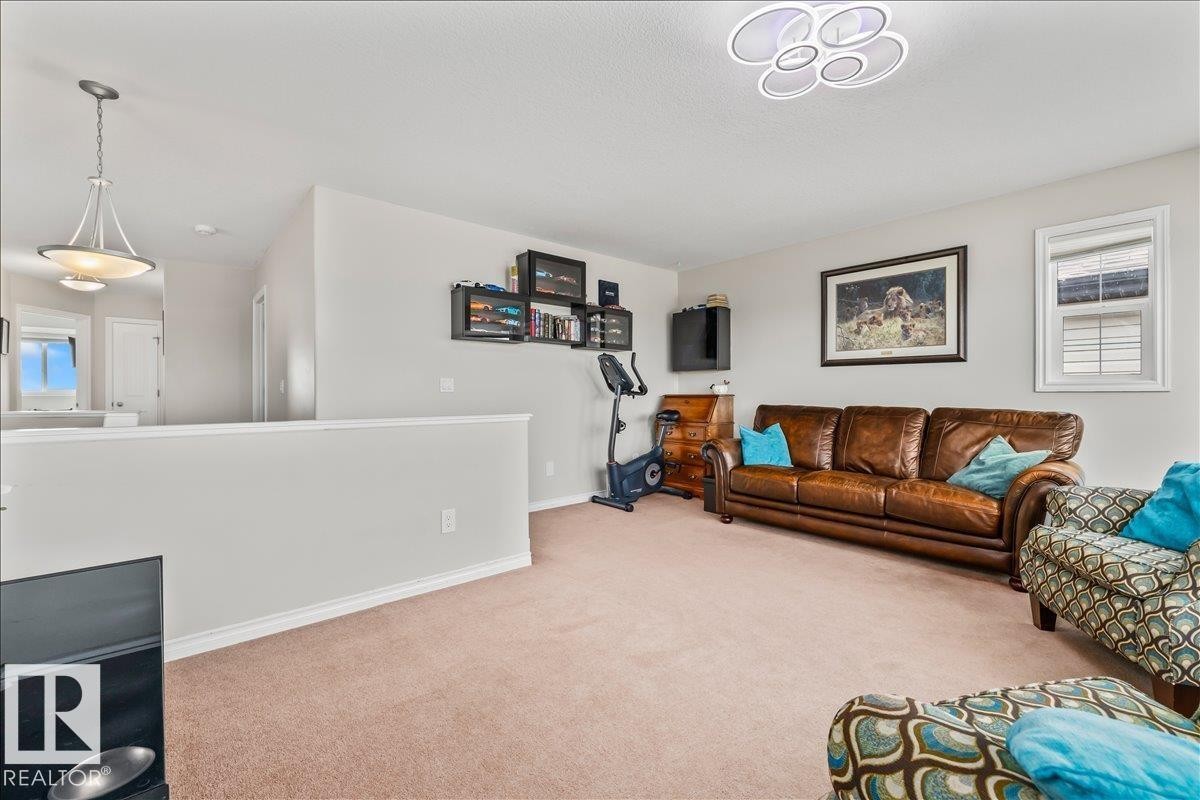 












76 NAPOLEON CR

,
St. Albert,




Alberta
T8N1C8

